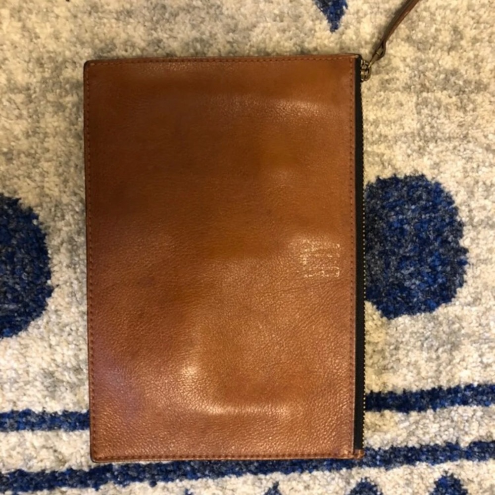 Madewell English saddle brown clutch wallet